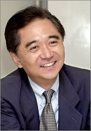 黒岩祐治氏
