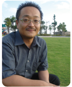 横山光恒氏